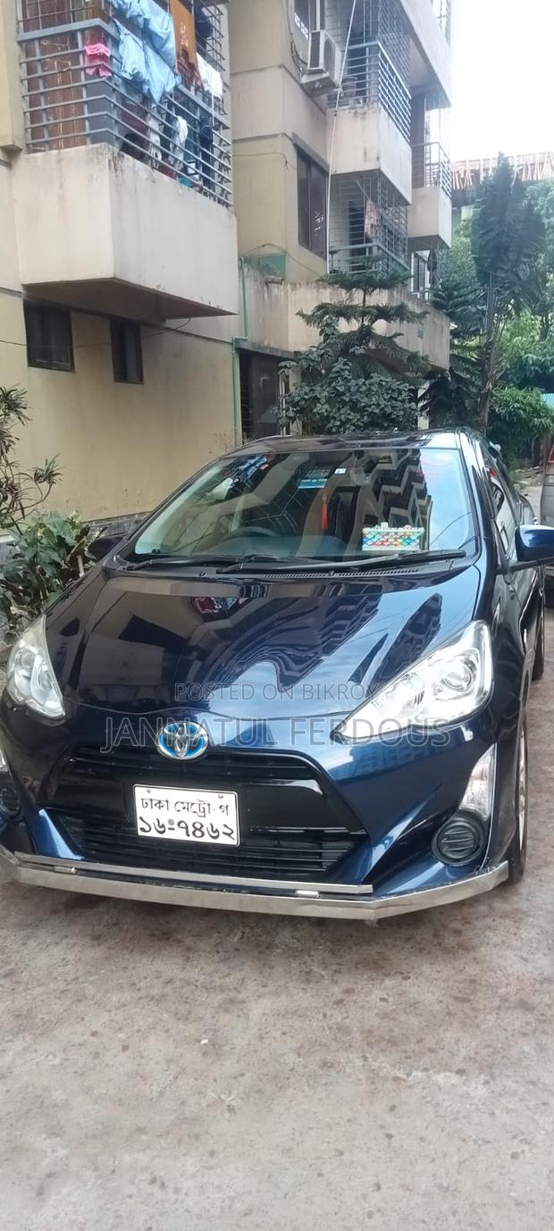 Toyota Aqua 2017 Blue