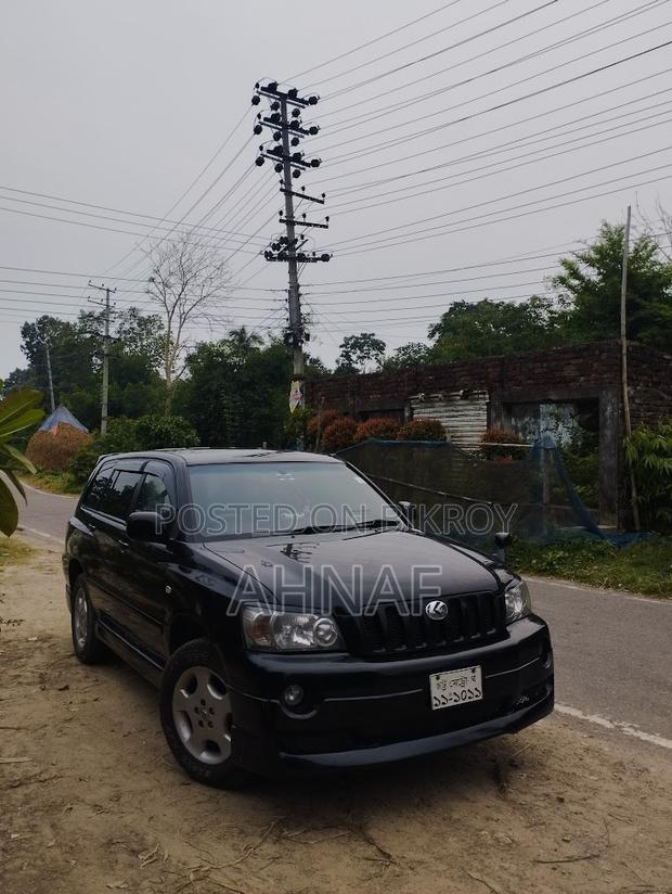 Toyota Kluger 2004 Black