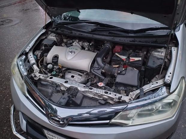 Toyota Axio 2019 Silver