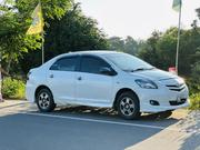 Toyota Belta 2005 White for sale