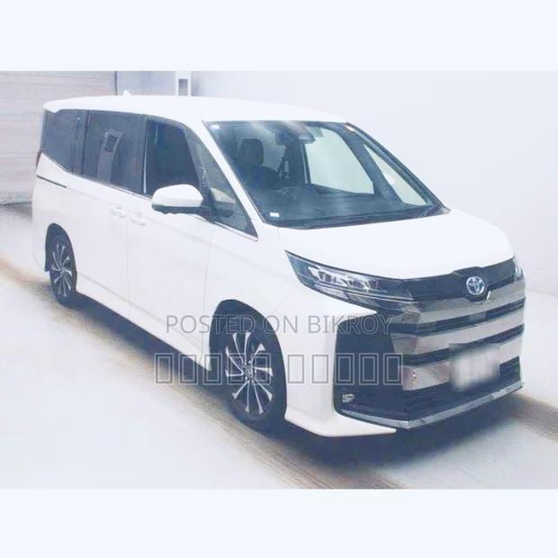 Toyota Noah 2022 Pearl