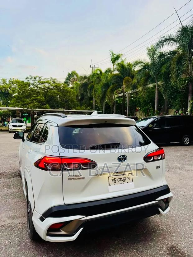 Toyota Corolla Cross 1.8 Hybrid FWD 2021 Pearl