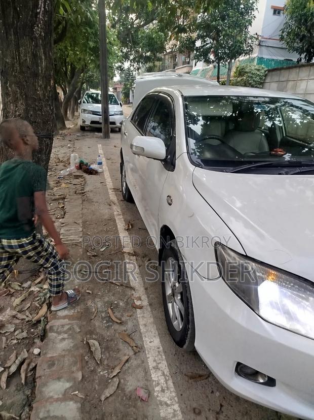 Toyota Axio 2011 White