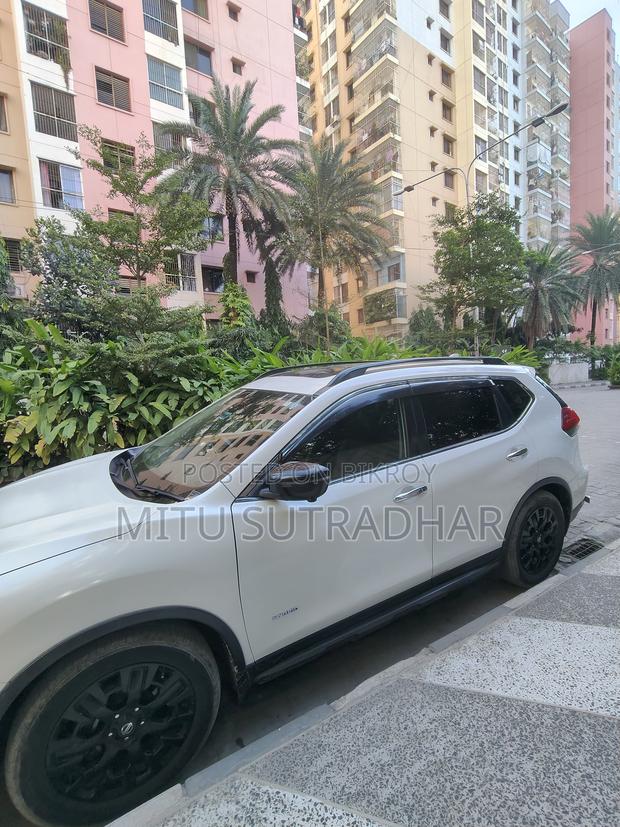 Nissan X-Trail 2.0 Hybrid FWD 2018 Pearl