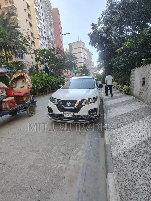 Nissan X-Trail 2.0 Hybrid FWD 2018 Pearl