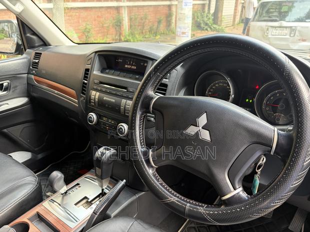 Mitsubishi Pajero 2008 Black