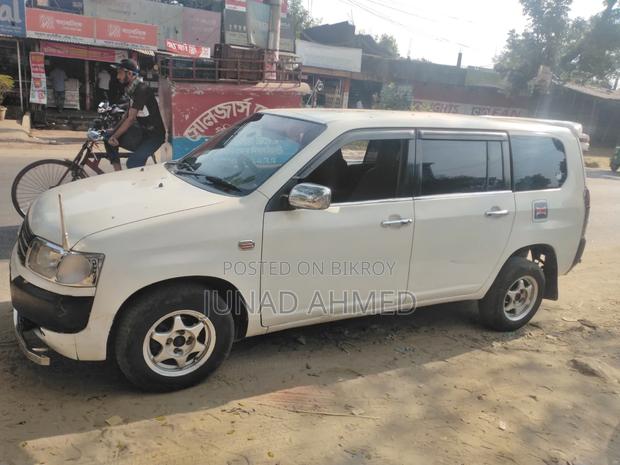 Toyota Probox 2002 White