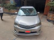 Toyota Axio 2013 Silver for sale