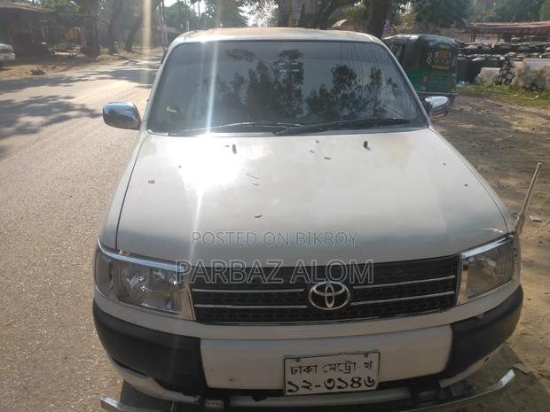Toyota Probox 2002 White
