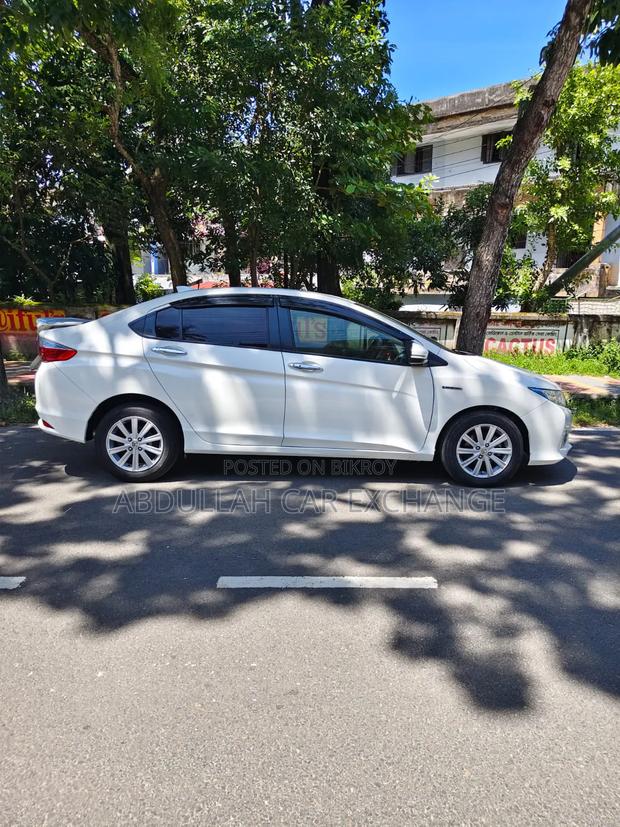 Honda Grace 2015 Pearl