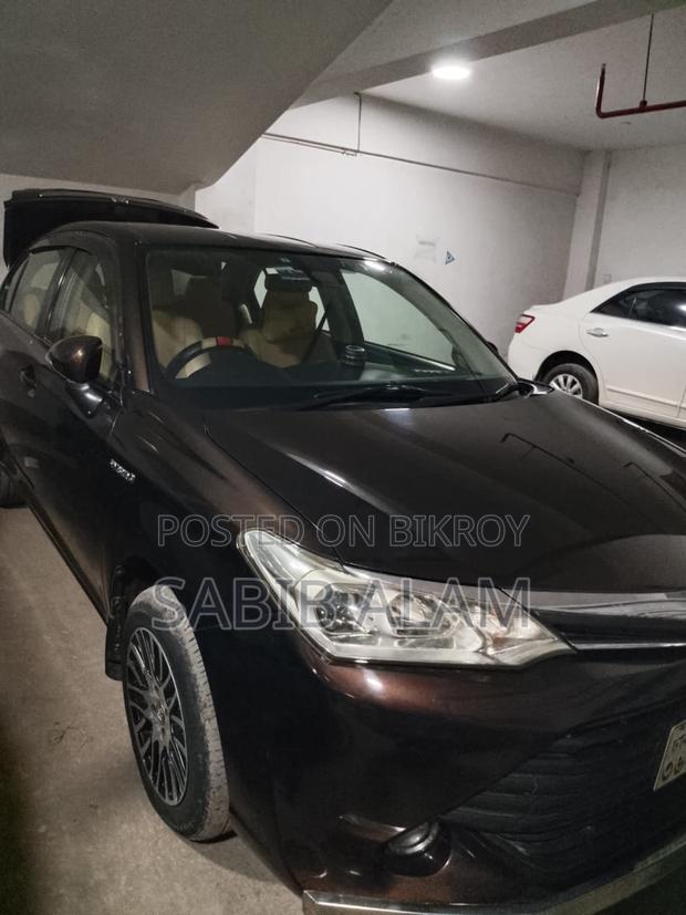 Toyota Axio 1.5 Hybrid 2WD 2016