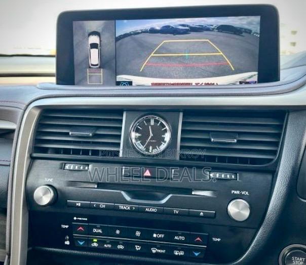 Toyota Lexcen 2021 Pearl