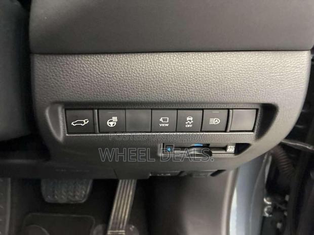 Toyota Harrier 2.0 2021 Gray