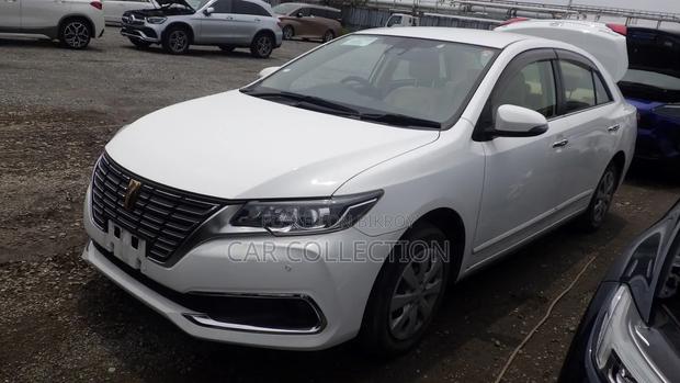 Toyota Premio 1.5 FWD 2021 Pearl