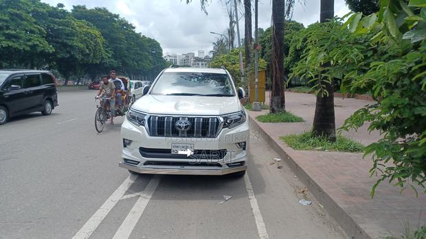 Toyota Land Cruiser Prado 2.7 2018 Pearl
