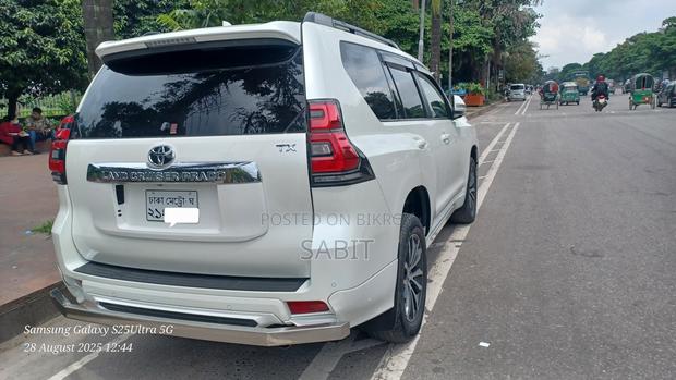 Toyota Land Cruiser Prado 2.7 2018 Pearl