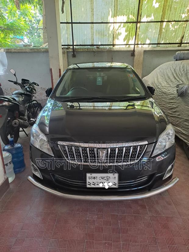 Toyota Premio 2014 Black