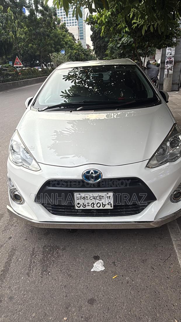 Toyota Aqua 2015 White
