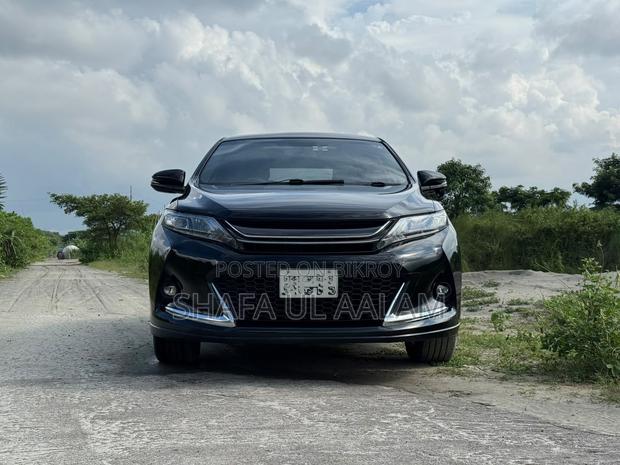 Toyota Harrier 2.0 2015 Black