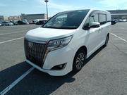 Toyota Esquire 1.8 FWD Hybrid (7 seater) 2021 Pearl for sale