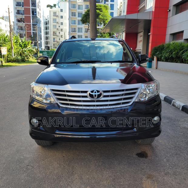 Toyota Fortuner 2012 White