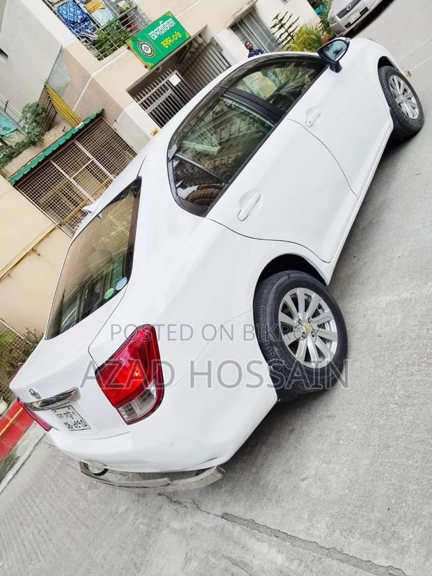 Toyota Axio 1.5 X 2WD 2013 White