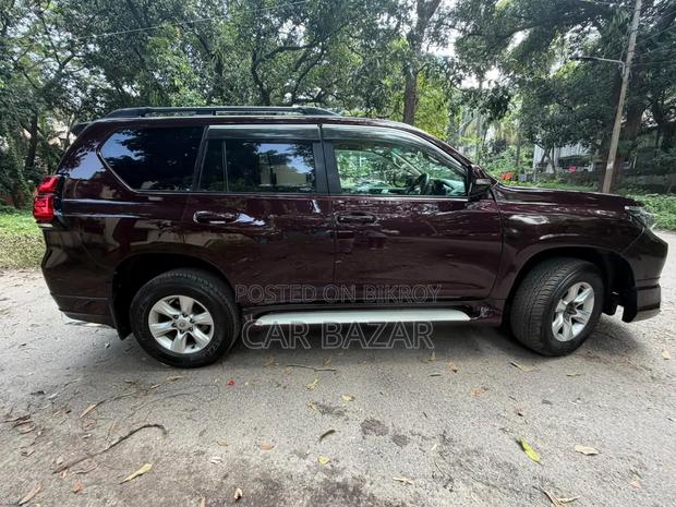 Toyota Land Cruiser Prado 2.7 i 2011 Maroon