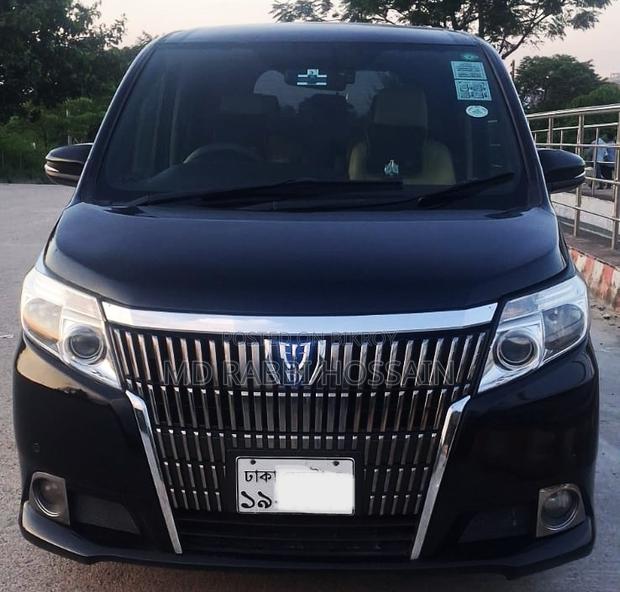 Toyota Noah 1.8 FWD Hybrid (7 seater) 2015 Black