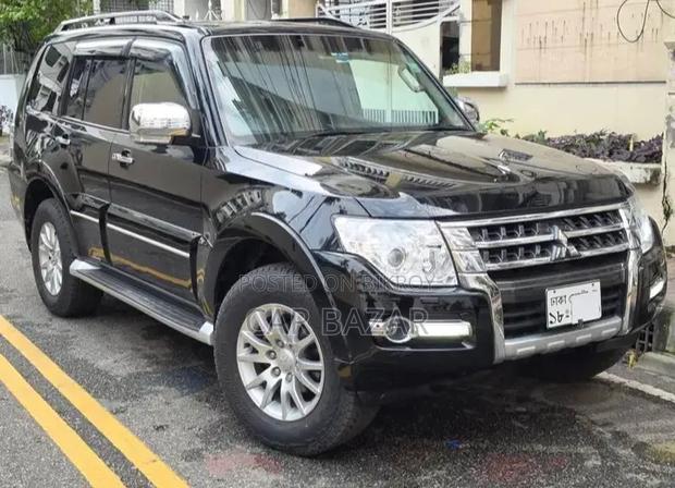 Mitsubishi Pajero V90 3.0 V6 GLS/GLX 2018 Black