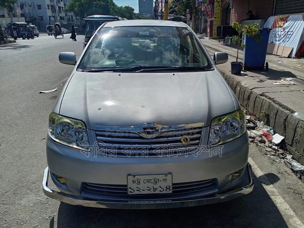 Toyota Corolla 2004 Silver