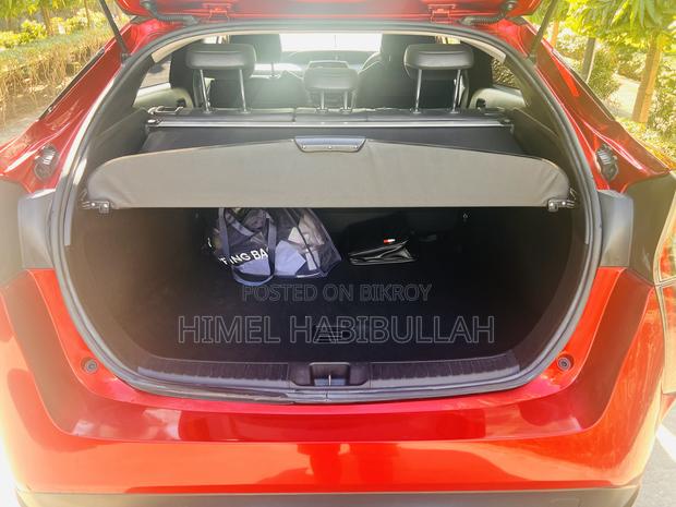 Toyota Prius Four Touring 2018 Red