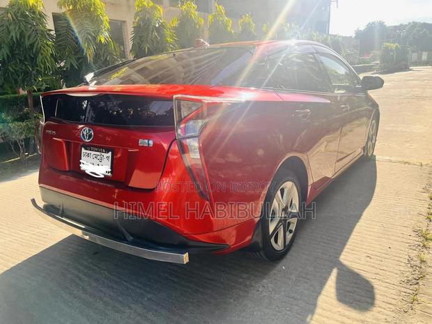 Toyota Prius Four Touring 2018 Red