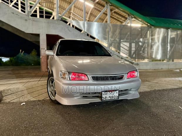 Toyota Corolla Automatic 1997 Silver