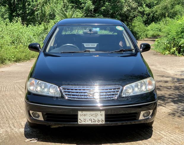 Nissan Sunny 2009 Black