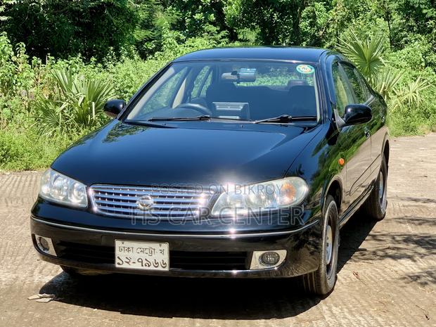 Nissan Sunny 2009 Black