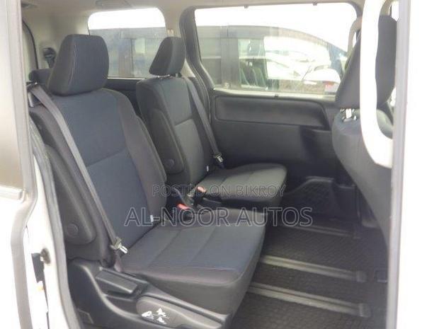 Toyota Noah 1.8 FWD Hybrid (7 seater) 2021 Pearl