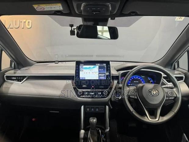 Toyota Corolla Cross 2022 Brown