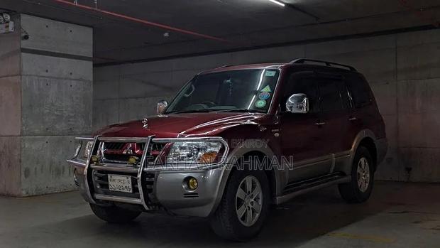 Mitsubishi Pajero 2004 Maroon