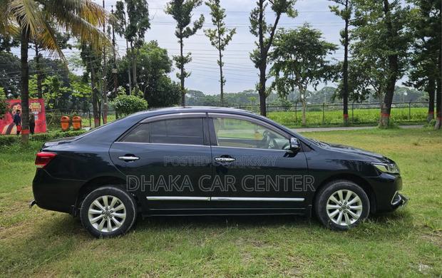 Toyota Premio 2017