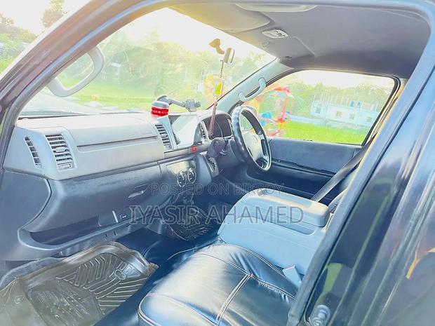 Toyota Noah 2011 Black