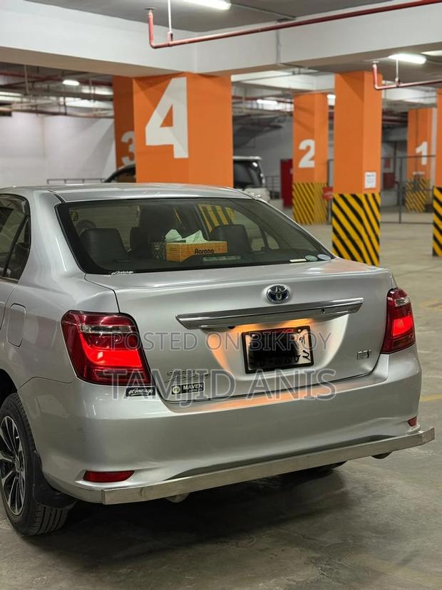 Toyota Axio 2015 Silver