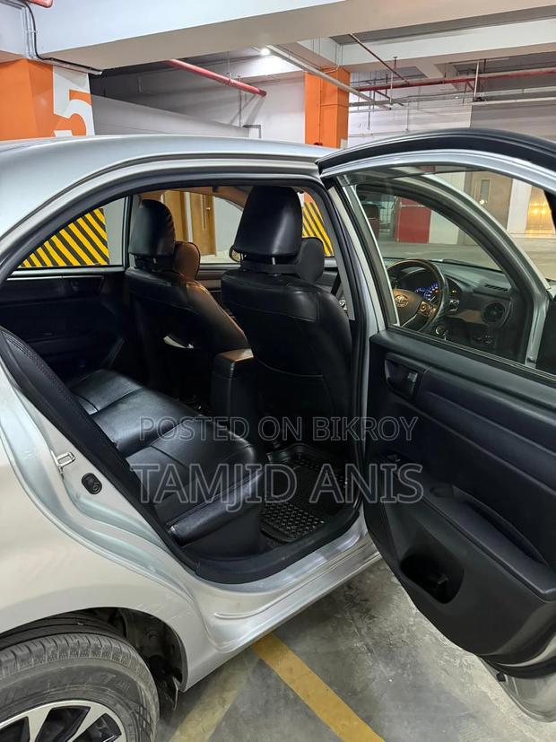 Toyota Axio 2015 Silver