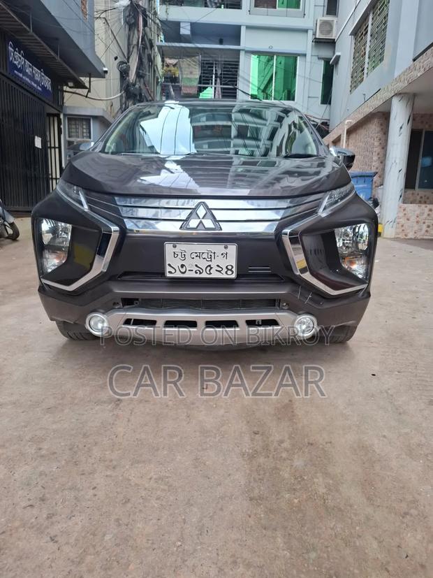 Mitsubishi Xpander GLS 2019 Gray