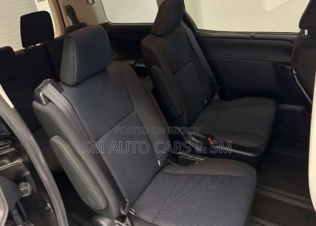 Toyota Noah 2021 Black