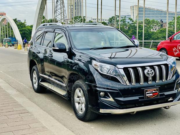 Toyota Land Cruiser Prado 2015 Black
