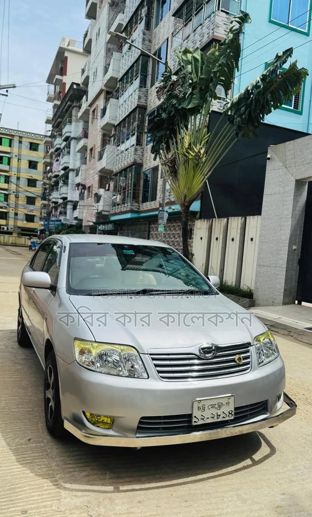 Toyota Corolla 2004 Silver