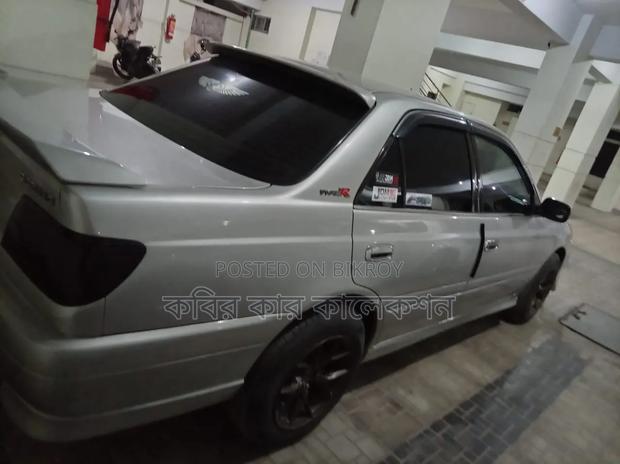 Toyota Carina 2001 Silver