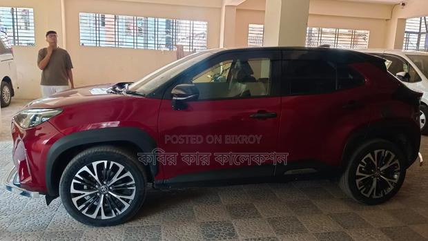 Toyota Yaris Cross 2020 Maroon
