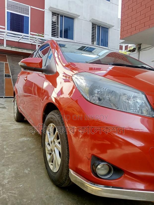 Toyota Vitz 2012 Orange