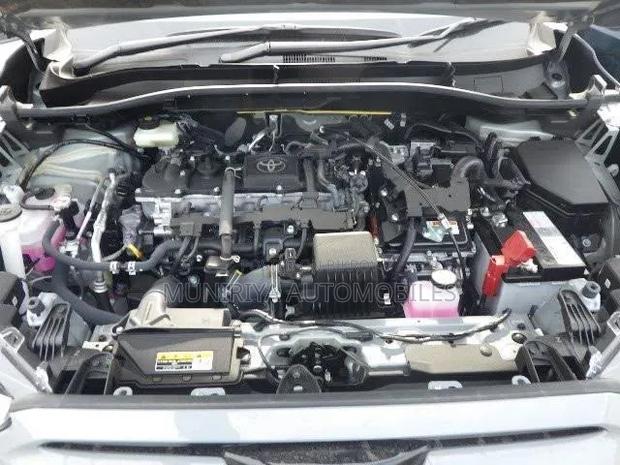 Toyota Corolla Cross 1.8 Hybrid AWD 2021 Gray
